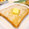 アイリッシュショコラ's cooksnap of when they made くるみ入り食パンのトースト.
