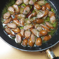 もりのりころ's cooksnap of when they made ニンニクとウインナーのアヒージョ.