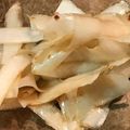 つっちゃん五段's cooksnap of when they made 簡単でヤバイ大根の皮のキンピラ.