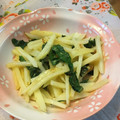 クック1FX93J☆'s cooksnap of when they made 簡単！じゃがいもとえごまの葉の炒めもの.