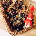 ぴんくまいまい's cooksnap of when they made キャラ弁❤タコ君がINたこ焼き風おにぎり.