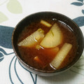 NAOばあさん's cooksnap of when they made しめじと大根のお味噌汁.