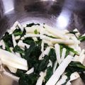 マダム・ポンヌ's cooksnap of when they made あと一品に！長芋ほうれん草おかかポン酢.