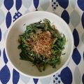 リーサの庭's cooksnap of when they made 春菊のわさマヨ和え.
