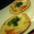 snoopy_snoopy's cooksnap of when they made キムマヨソースで☆クリスピーミニピザ.