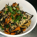 ＊むねちんとたま＊'s cooksnap of when they made 厚揚げとひじきの鶏そぼろ煮.