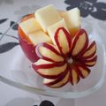 cocomin23's cooksnap of when they made りんご 飾り切りフラワー.