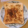 jun120121's cooksnap of when they made 簡単&新感覚！ふりかけトースト.