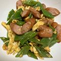ひろ1143's cooksnap of when they made 簡単♪モロッコ豆とウインナー､卵炒め♪.