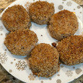 saki1010's cooksnap of when they made 簡単❢ゴマのれんこん餅.