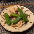 ちゃぴ♥'s cooksnap of when they made 簡単美味♡せせりとスナップエンドウの塩炒.
