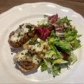 Yokchina's cooksnap of when they made 残った唐揚げリメイク☆チーズトースト.