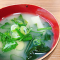 あっちゃんキッチン♪'s cooksnap of when they made 豆腐と揚げとワカメの味噌汁.
