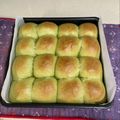 すまいる歯科's cooksnap of when they made ホワイトチョコ入り抹茶のちぎりパン♪.