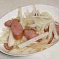 きらり流れ星's cooksnap of when they made 大根とソーセージのコンソメ炒め.