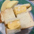 Martha775's cooksnap of when they made レンジで簡単☆厚焼きたまごサンド.