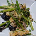 クック05TB1E☆'s cooksnap of when they made 海老とにんにくの芽の中華炒め♪.
