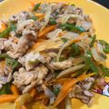 町子GLOVE's cooksnap of when they made 肉野菜炒め＊豚肉・ピーマン・人参・玉ねぎ.