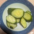 なべちゃん54455's cooksnap of when they made 簡単過ぎ！きゅうりの漬物.