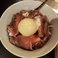 ukey's cooksnap of when they made ☆タレが決め手！絶品ローストビーフ丼☆.
