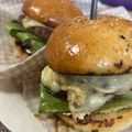 ぐち かわ's cooksnap of when they made 手作りバンズでハンバーガー♫.