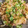 patepateco's cooksnap of when they made 簡単激旨！もやしと豚バラのレンチン蒸し.