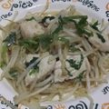 きらり流れ星's cooksnap of when they made 【肉もやし炒め】鶏もも肉の梅しそ風味.