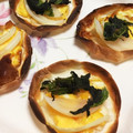 ☆f1y3☆'s cooksnap of when they made 餃子の皮でピザ風ほうれん草と卵.