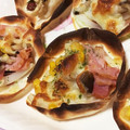 ☆f1y3☆'s cooksnap of when they made きのことチーズの餃子の皮のピザ.