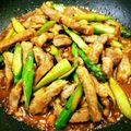 manmaT's cooksnap of when they made アスパラと豚肉のみそピー炒め.