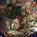 クックEESIV0☆'s cooksnap of when they made 簡単 本場の韓国家庭料理の味キムチチゲ鍋.