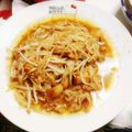 ののっく's cooksnap of when they made 鶏皮ともやしのニンニクポン酢炒め(節約).