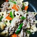 UGGray's cooksnap of when they made 豚肉とレンコンの甘辛炒め.