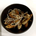 KY328's cooksnap of when they made ちくわともやしのゆかり炒め.