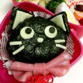 tm_Flower's cooksnap of when they made ハロウィン★黒ネコちゃんおにぎりの弁当.
