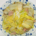 クックtake⭐️'s cooksnap of when they made 簡単☆ごま油香る白菜とベーコンの炒め物.