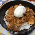 ゆぼ☆'s cooksnap of when they made ♬簡単、しょう油だけで豚キムチ丼♬.