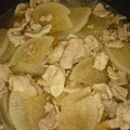 ♪ふくろう♪'s cooksnap of when they made しょうがが効いてる！豚こまと大根の甘辛煮.