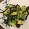 Khara10's cooksnap of when they made 簡単ナムル風、ゴマ塩昆布&海苔アボカド.