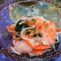 kozueham's cooksnap of when they made 健康美人☆大根人参とワカメ酢の物.