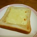 ゆみらんたん's cooksnap of when they made ハニー＆チーズトースト♪.