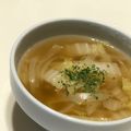 クックパッドごはん部's cooksnap of when they made ランチに♪白菜と玉ねぎだけの簡単スープ＊.