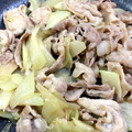 AYmama218's cooksnap of when they made はやとうり豚小間の☆簡単オイマヨ炒め★.