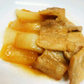 ミカ★ヅキ's cooksnap of when they made 豚バラ 舞茸 大根の簡単煮.
