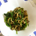 ジュニアsweet☆'s cooksnap of when they made しめじとほうれん草のバター醤油炒め.