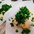 クックるん☆戦隊's cooksnap of when they made 鮭と蓮根のペーパー焼そば.