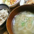 RIKIMAM。's cooksnap of when they made 玉ねぎとまいたけのジンジャースープ.