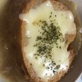 クックR6HVS3☆'s cooksnap of when they made 簡単！あったかオニオングラタンスープ♡.
