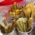 LINDA★8's cooksnap of when they made おつまみに☆かにかまのスティック春巻き.