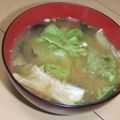 きらり流れ星's cooksnap of when they made レタスとわかめのお味噌汁.